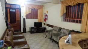 Kontiki Hotel - Lobby sitting area
