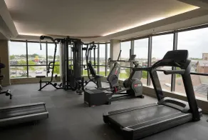 Ramada by Wyndham Tulsa Broken Arrow - Salle de remise en forme