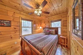 Ellijay Escape on Briar Creek w/ Hot Tub & Views! - Chambre