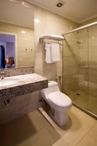 Apartamentos Charm Centro Gramado - Bathroom