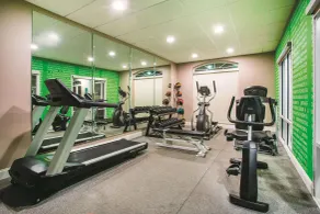 La Quinta by Wyndham Russellville - Fitness facility