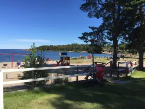 Väddö Havsbad & Camping - Udendørs legeområde for børn