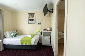 The Henry Parkes Tenterfield - Quarto