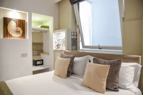 Hotel Sorrento City - Room