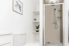 Strawberry Line, Flat 2 - Salle de bain