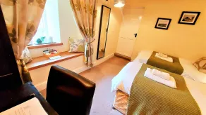 Dolgun Uchaf Historic B&B and Cottages with Boutique Bedrooms In The Heart of Snowdonia - Chambre