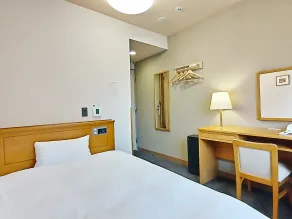 Hotel Route-Inn Aomori Ekimae - Chambre