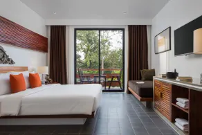 Lynnaya Urban River Resort - Room