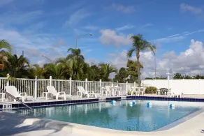 Sunshine Inn & Suites Venice, Florida - Piscine