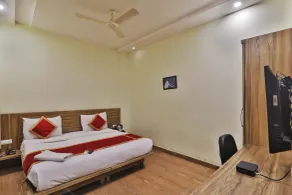 Hotel Aarya - Chambre