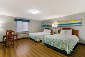 HomeTowne Studios by Red Roof Denver - Lancaster County - Room