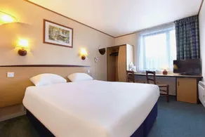 The Runmere Hotel, Liverpool South Runcorn, Part of the AG Collection - Room