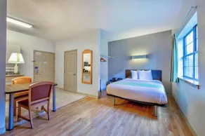 OYO Townhouse Beaumont Medical Center Area I-10 - Rum