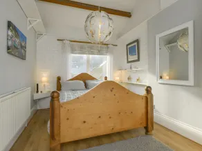 2 Bayview - Room
