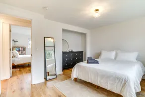 Pet-friendly Vancouver Retreat w/ Home Gym & Grill - Rum