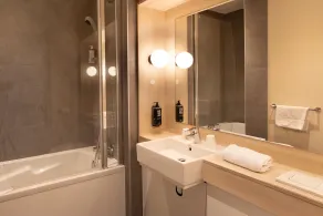 ibis Douai Dechy - Bathroom