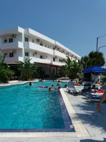 Sotirakis Hotel - Piscine