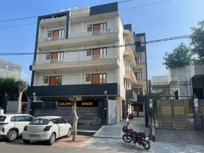 Hotel Golden Arrow - Image 1