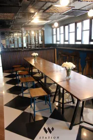 W Station - Restaurant