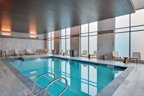 Hampton Inn Salem Boston - Piscine
