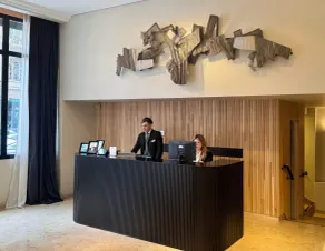 Carles Hotel - Reception