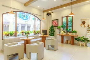 Lotus Home Corner & Rooftop - Ristorante