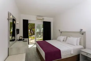 CHARM BEACH HOTEL - Room