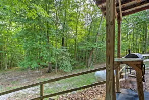 Rustic Taswell Cabin: Grill + Walk to Patoka Lake! - Innenbereich
