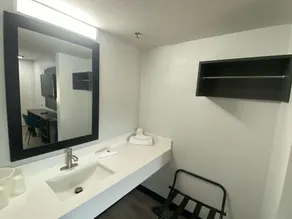 Motel 6-Windsor Locks, CT - Hartford - Salle de bain