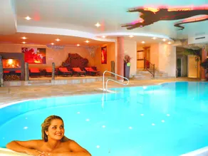 Feuriger Tatzlwurm Berghotel & Spa, BW Signature Collection - Pool