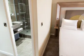Novotel Nottingham Derby - Bathroom
