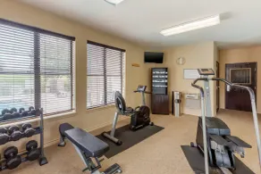 Quality Suites Sherman - Fitness facility