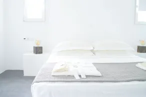 OW Andros - Luxury Suites - Rom