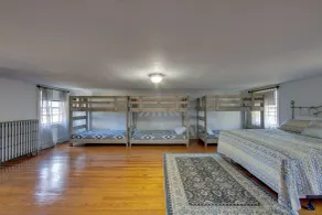 3-Acre Property: Charming Dutch Country Colonial - Innvendig