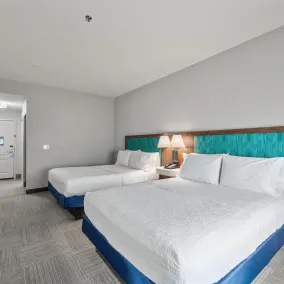 Hampton Inn & Suites Denison - Room