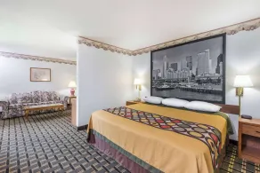 Super 8 by Wyndham Coshocton Roscoe Village - Rom
