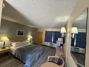 Pine Needles Inn - Chambre