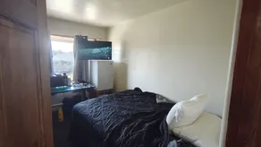 Bob's Woodstock Motel - Room