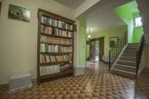 Residenzadelia - Entrada (vista interior)