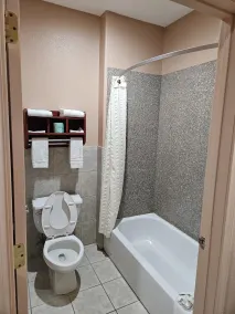 Budgetel Inn and Suites - Bad