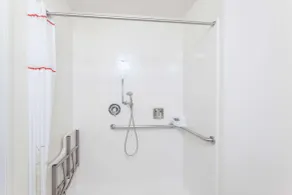 Hawthorn Suites by Wyndham Victorville - Salle de bain