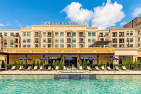 The Artisan at Tuscan Village, Salem, NH, a Tribute Portfolio Hotel - Piscine