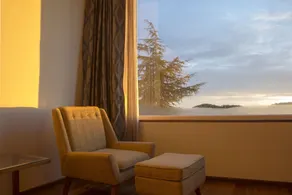 Renest Dunsvirk Court Mussoorie - Rum