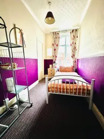The Avon - Room