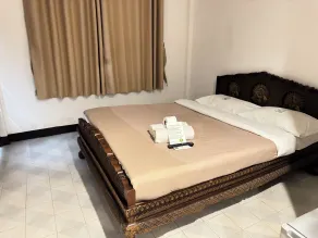 Collection O Khu Mueang near Tha Phae Gate formerly Lai Thai Guesthouse - Chambre