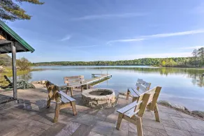Hot Tub, Sauna, Fireplace, Dock! Lake Honor Cabin - Interiør