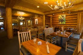 Headwaters Lodge & Cabins at Flagg Ranch - Restaurant
