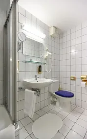 Parkhotel Meerane - Bathroom