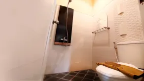 Omah Pelem Syariah - Badezimmer