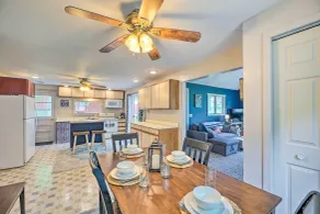 Cottage on Tubbs Lake w/ Fire Pit Near Skiing! - Interiør
